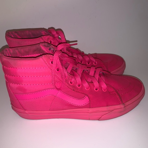 hot pink high top vans womens